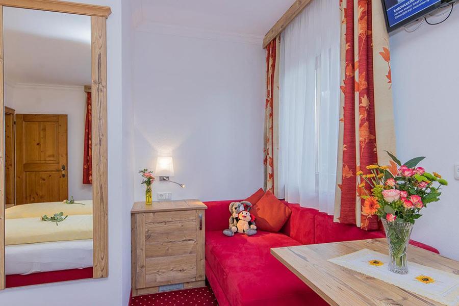 Hotel - Pension Oetzmooshof سانكت يوهان ايم بونغ المظهر الخارجي الصورة