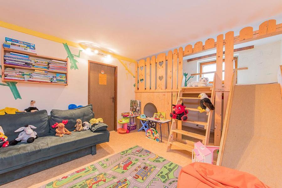 Hotel - Pension Oetzmooshof سانكت يوهان ايم بونغ المظهر الخارجي الصورة