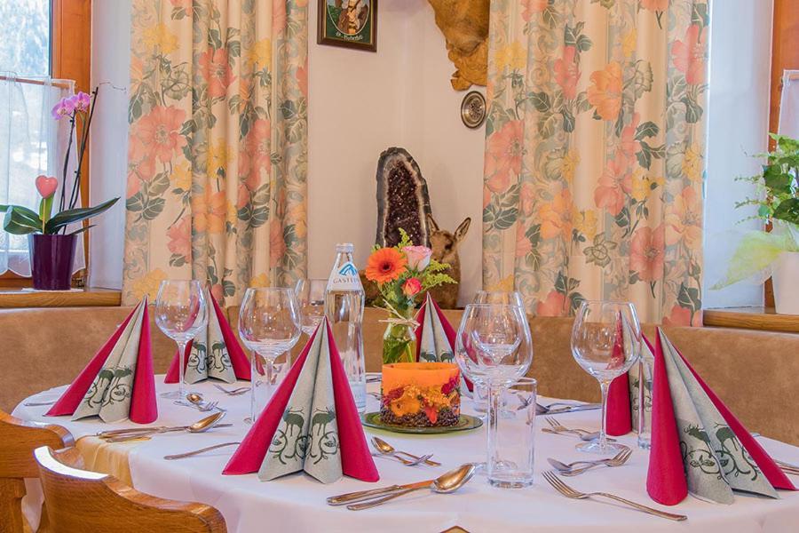 Hotel - Pension Oetzmooshof سانكت يوهان ايم بونغ المظهر الخارجي الصورة